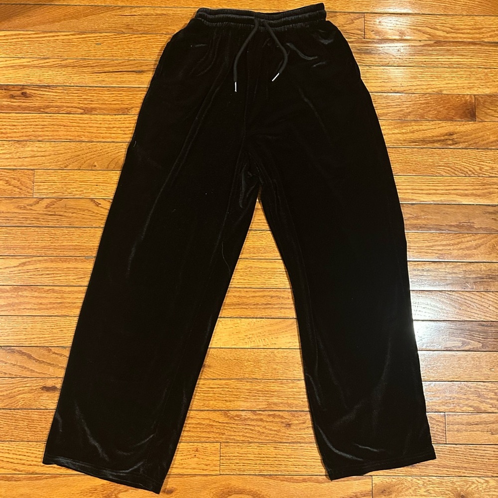Black Velvet Lounge Pants | Size Medium